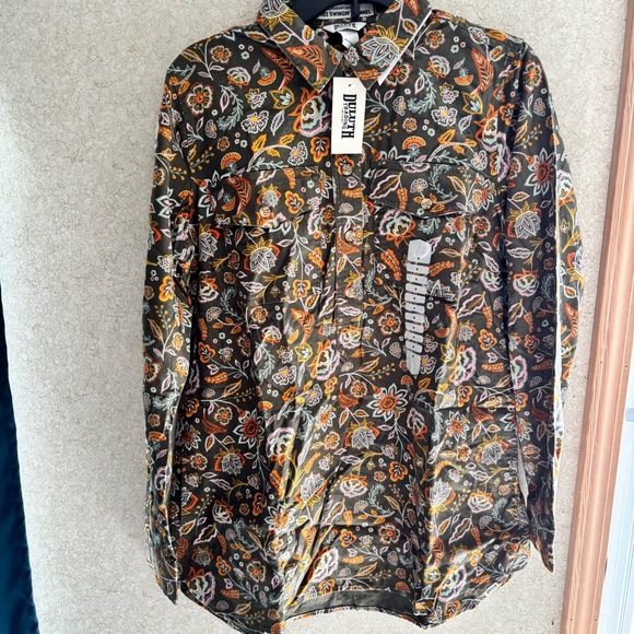 Yellow and Green Cuffed Sleeve Button Down Shirt with Notched Collar - Picture 8 of 11